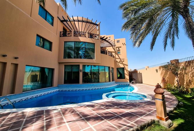 975065 - Property Image 2