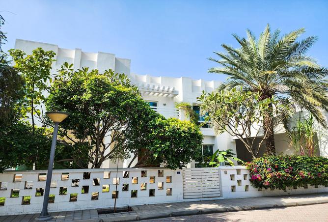 Glamorous villa with private garden - Widok 3