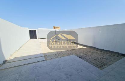 Villa - 4 Bedrooms - 5 Bathrooms for sale in Hamala - Northern Governorate