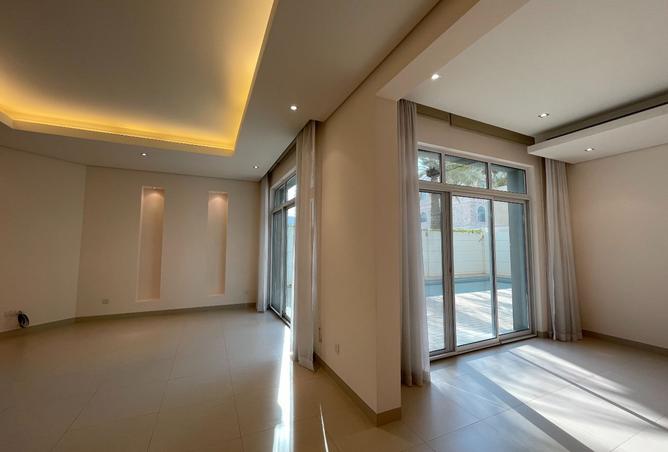 56518165 - Property Image 2