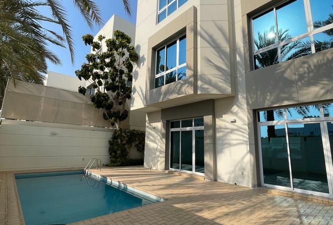 56518165 - Property Main Image
