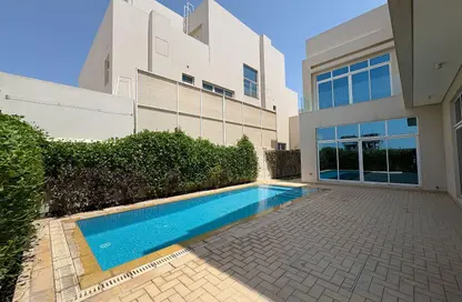 فيلا - 6 غرف نوم - 7 حمامات للايجار في الجنبية - المحافظة الشمالية