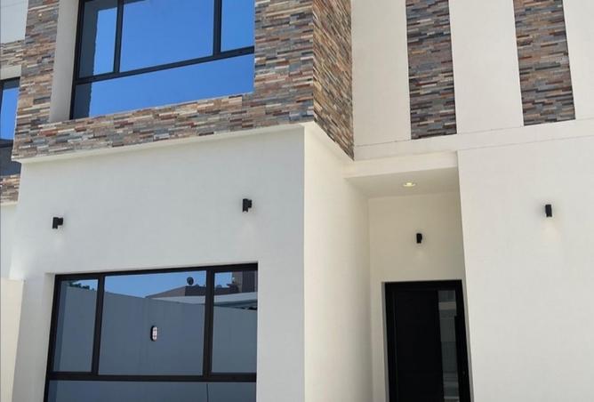 915794 - صورة العقار 3