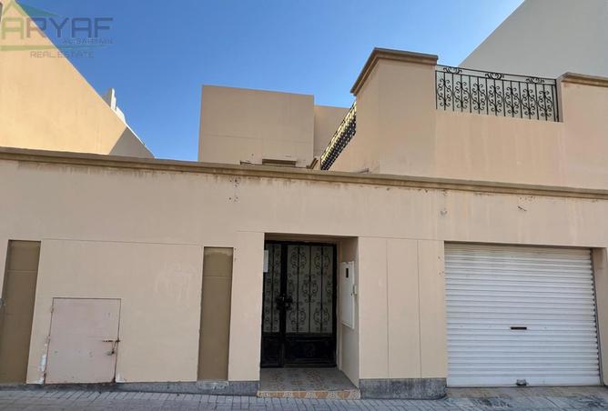 916172 - Property Main Image