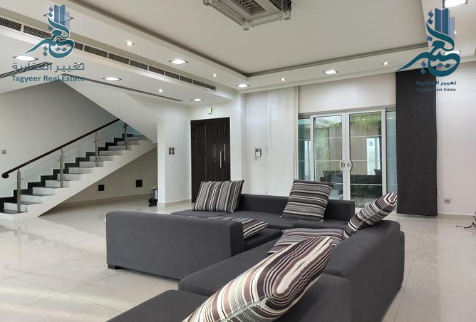 968009 - Property Image 3