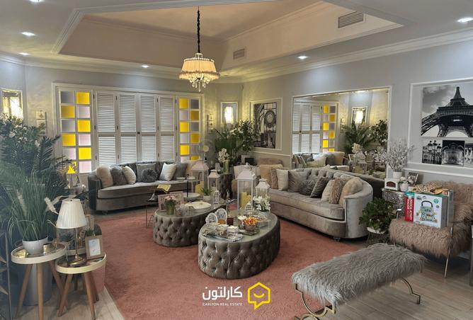 916748 - Property Image 2