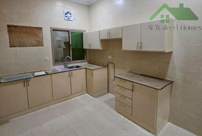 916925 - Property Image 2