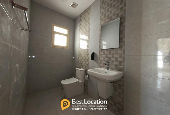 974406 - Property Image 2