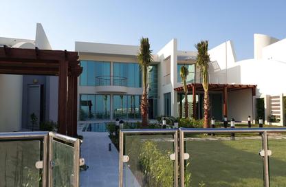 Villa - 6 Bedrooms - 7+ Bathrooms for rent in Durrat Al Bahrain - Southern Governorate