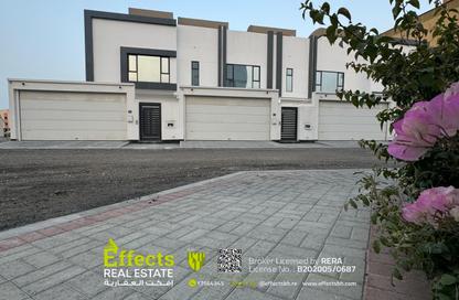 Villa - 4 Bedrooms - 5 Bathrooms for sale in Maqabah - Northern Governorate