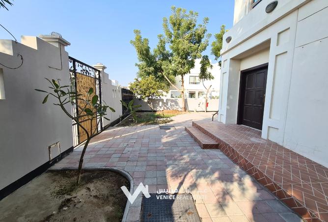 919150 - Property Image 3