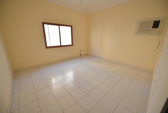 920317 - Property Image 3