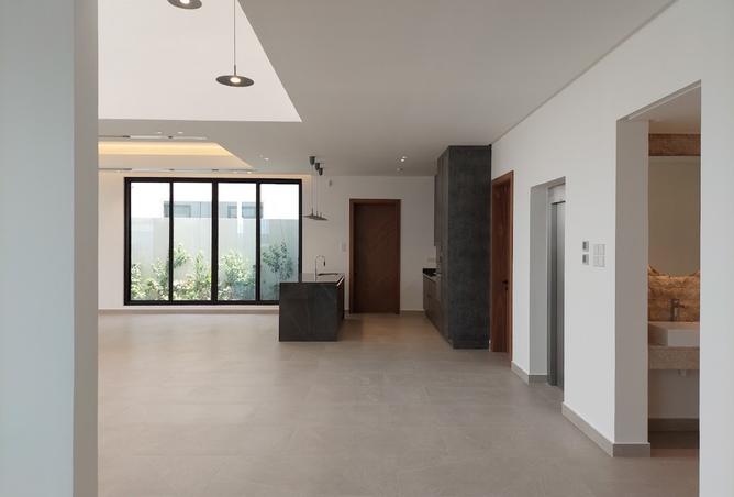 920287 - Property Image 3