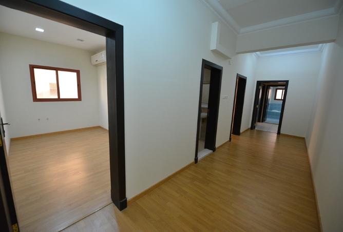 920315 - Property Image 3