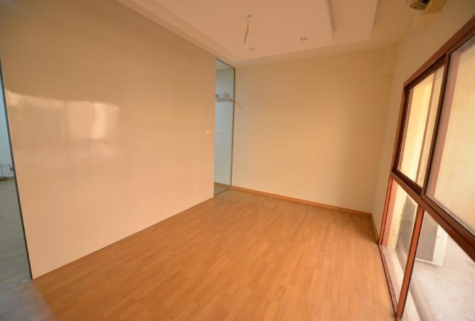 920315 - Property Image 2