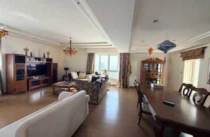 Apartment - 4 - 5 for rent in Abraj Al Lulu - Manama - Capital Governorate