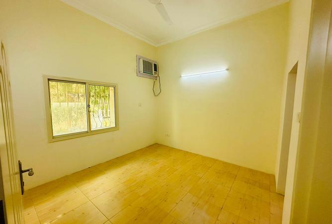 993255 - Property Image 3