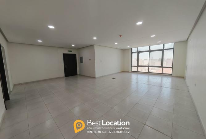 923028 - Property Main Image