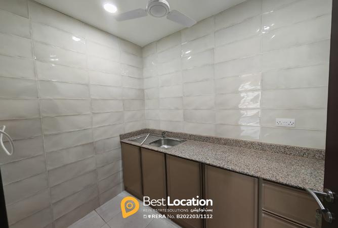 923028 - Property Image 2