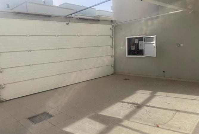 923565 - Property Image 3