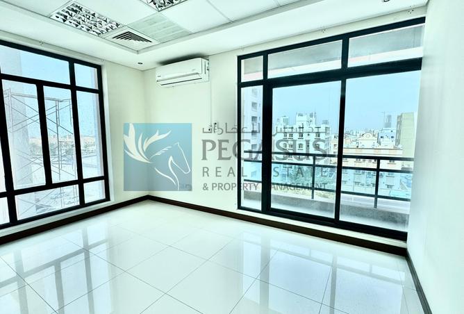 923715 - صورة العقار 3