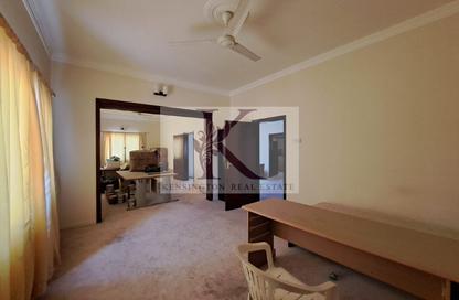 Apartment - 3 Bedrooms - 2 Bathrooms for rent in Mahooz - Manama - Capital Governorate