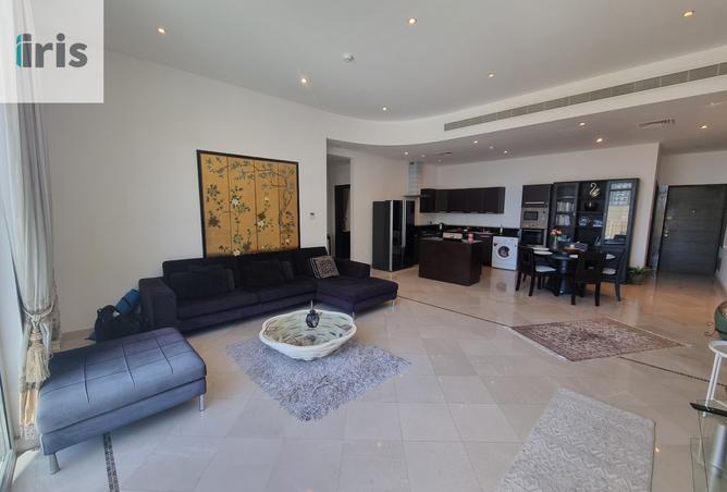 927741 - Property Image 2