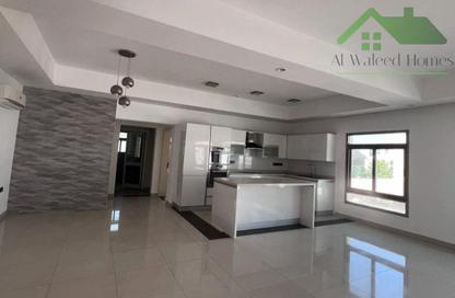 Apartment - 3 Bedrooms - 2 Bathrooms for rent in Arad - Muharraq Governorate Apartment - 3 Bedrooms - 2 Bathrooms for rent in Arad - Muharraq Governorate