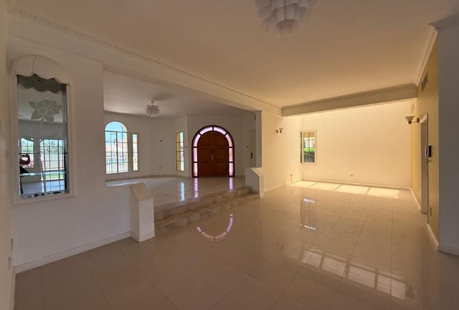 51322649 - Property Image 2