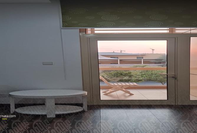 930030 - Property Image 2