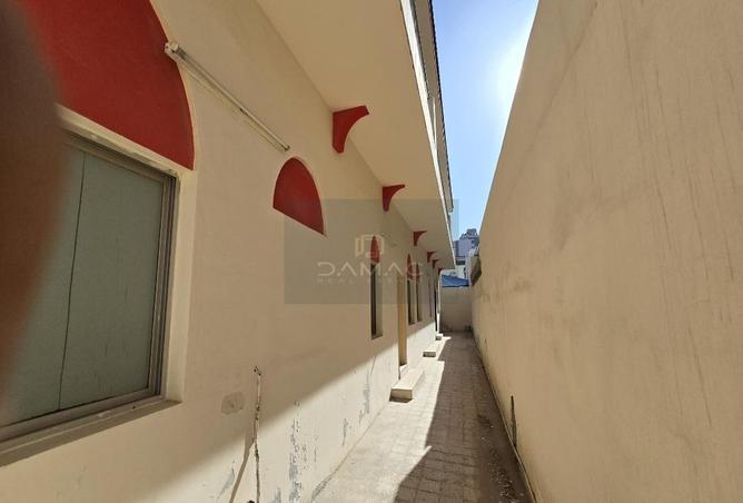 931722 - Property Image 2