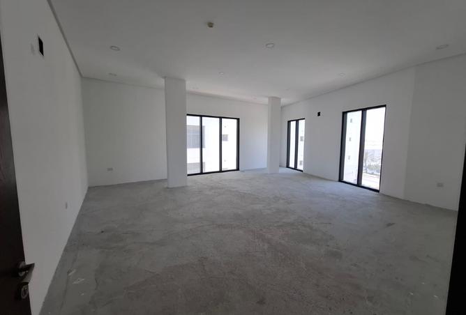 931788 - Property Image 3