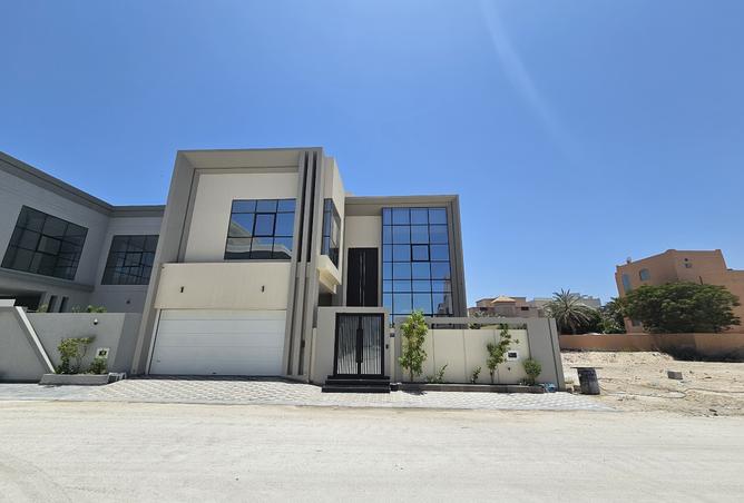 932044 - Property Main Image