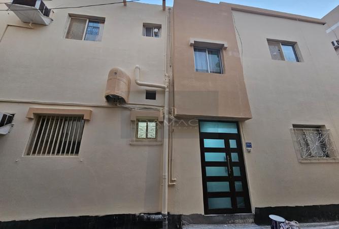 932077 - Property Image 2