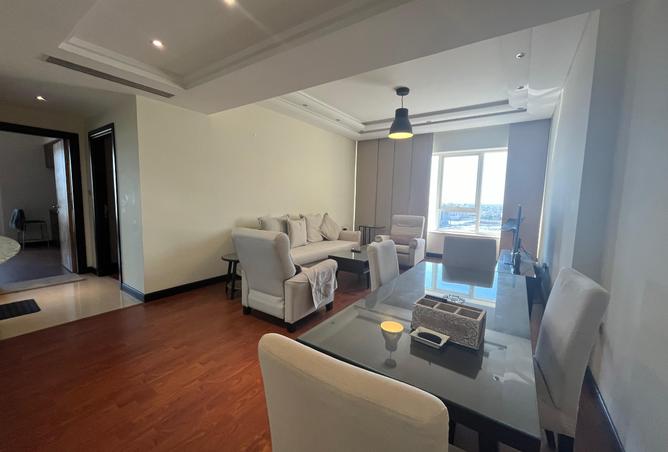 932796 - Property Image 2