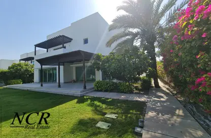 فيلا - 4 غرف نوم - 5 حمامات للايجار في الماحوز - المنامة - محافظة العاصمة