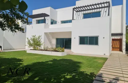 Villa - 4 Bedrooms - 5 Bathrooms for rent in Mahooz - Manama - Capital Governorate