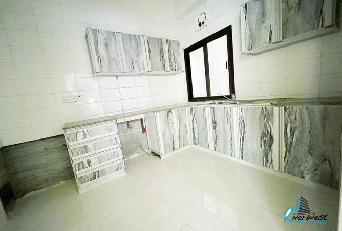 967120 - Property Image 3