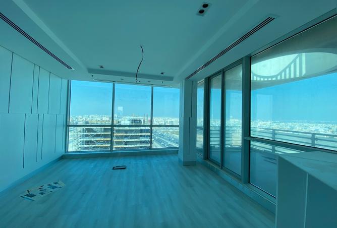 52623828 - Property Image 3