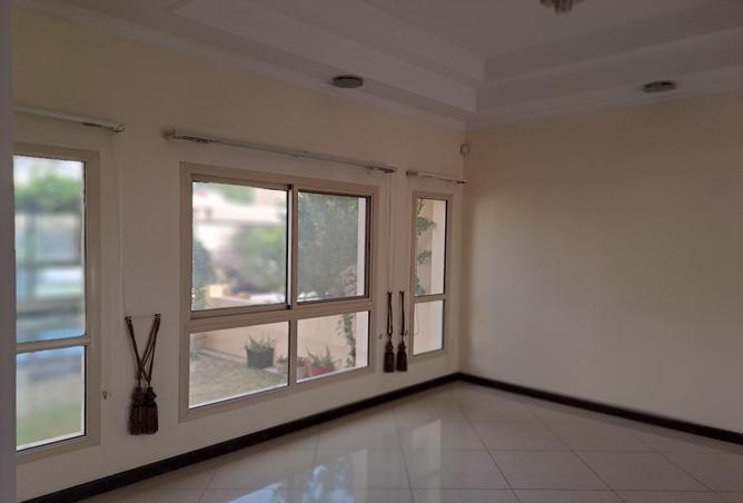 54598093 - Property Image 2