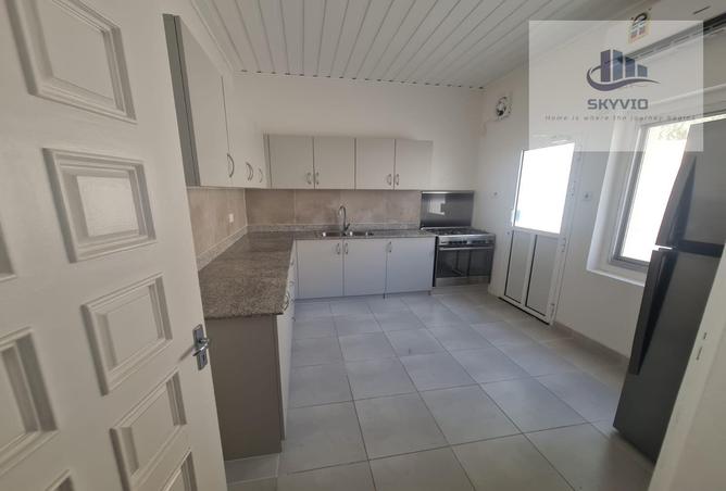 51718516 - Property Image 3