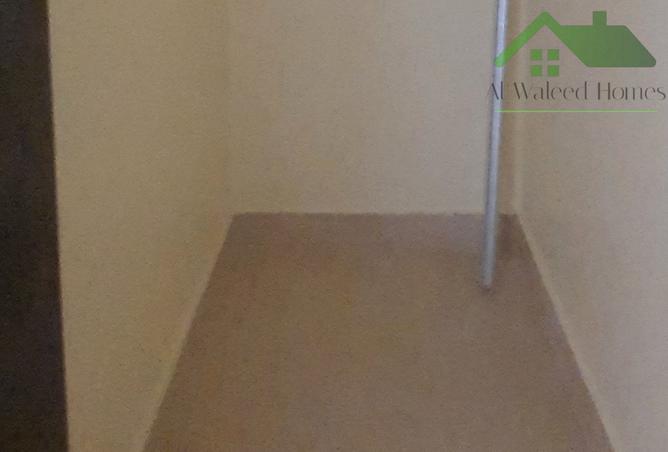 935568 - Property Image 2