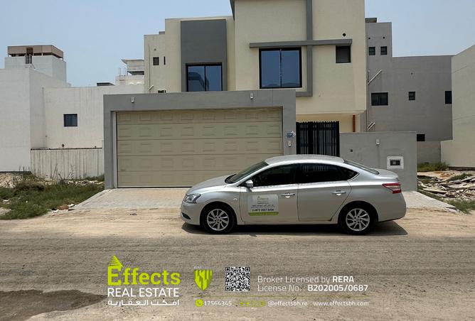 53432079 - Property Main Image
