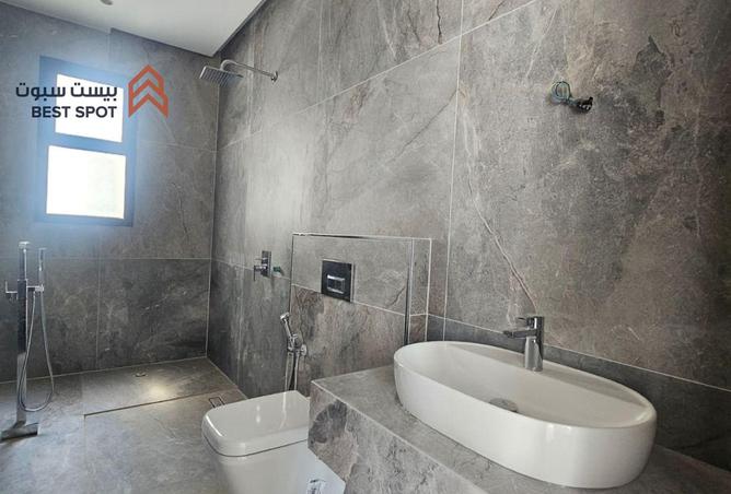 939513 - Property Image 3