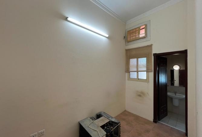 937569 - Property Image 2