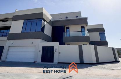 Villa - 5 Bedrooms - 6 Bathrooms for sale in Janabiya - Northern Governorate