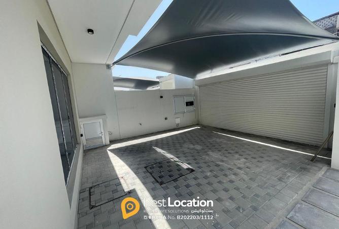 53432368 - Property Image 2