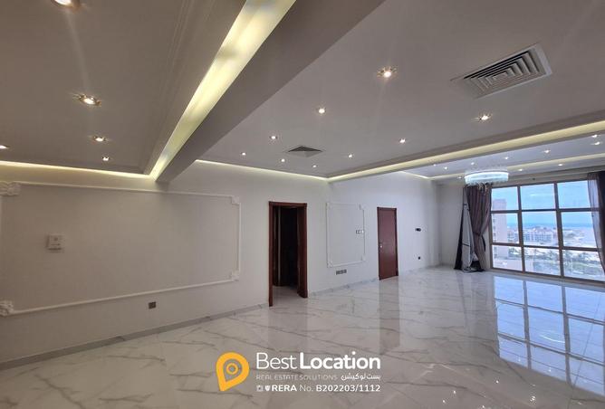 938642 - Property Image 2