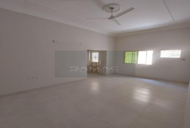 939278 - Property Image 3