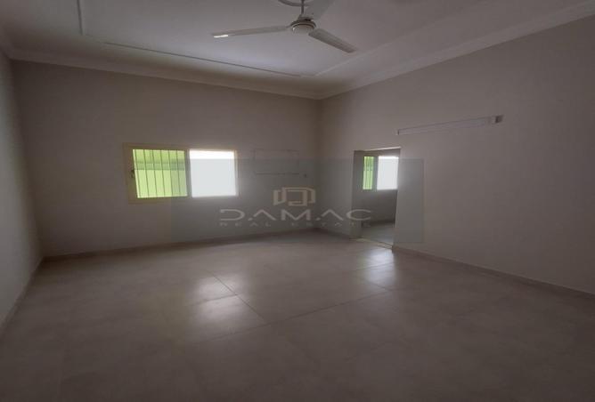 939278 - Property Image 2